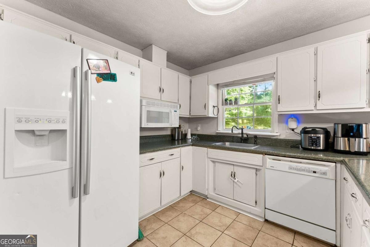 6345 Iris Drive Flowery Branch - 17