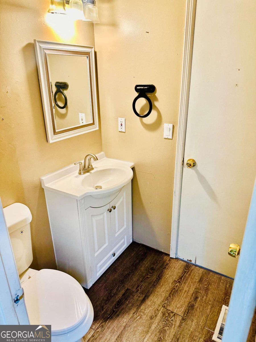 6345 Iris Drive Flowery Branch - 24