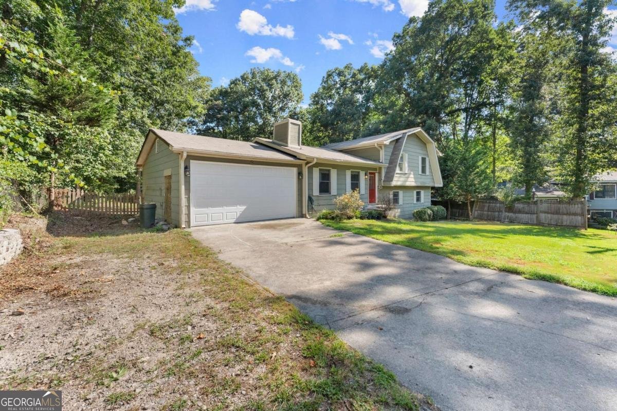 6345 Iris Drive Flowery Branch - 6