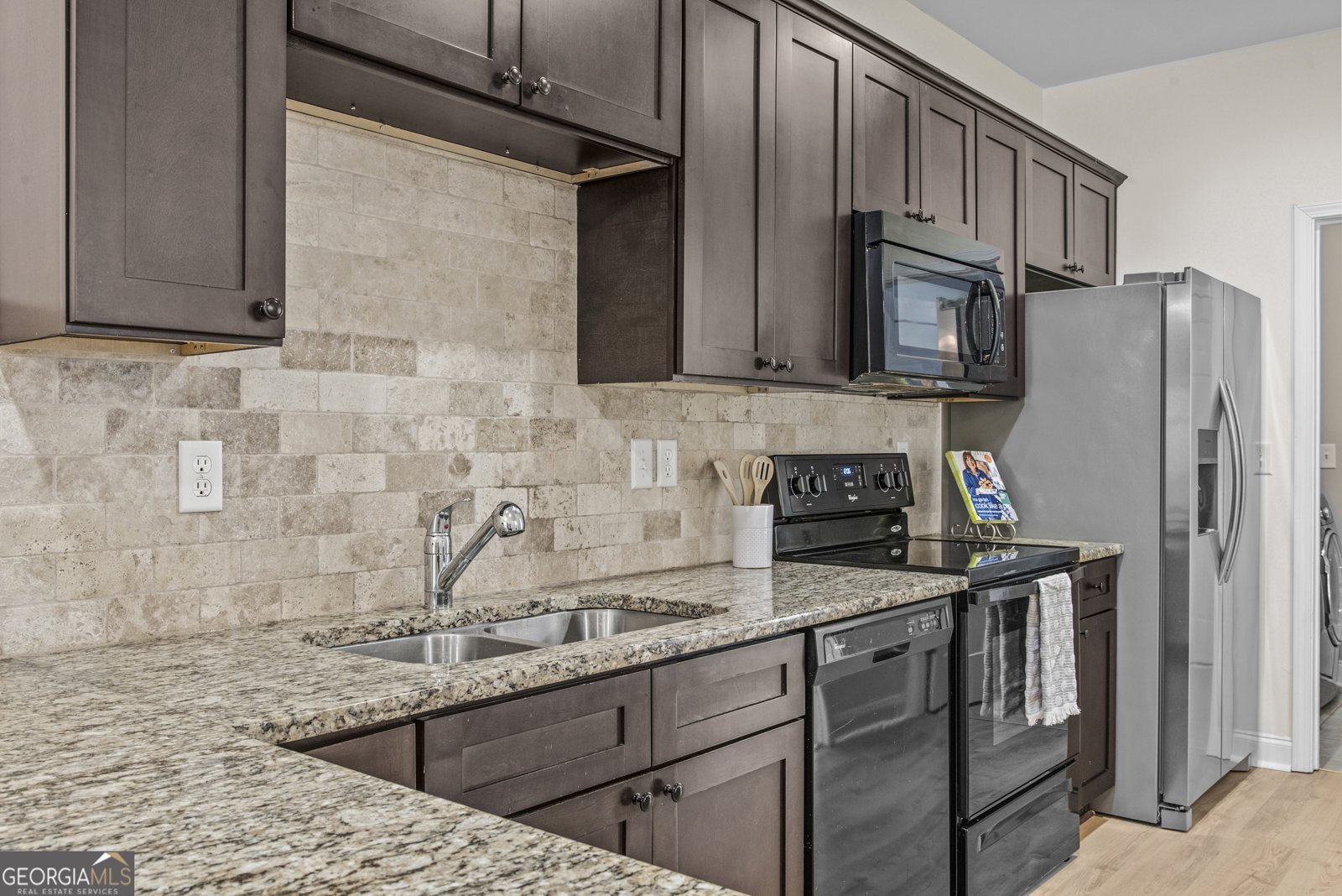 1390 Binghampton Circle Bogart - 11