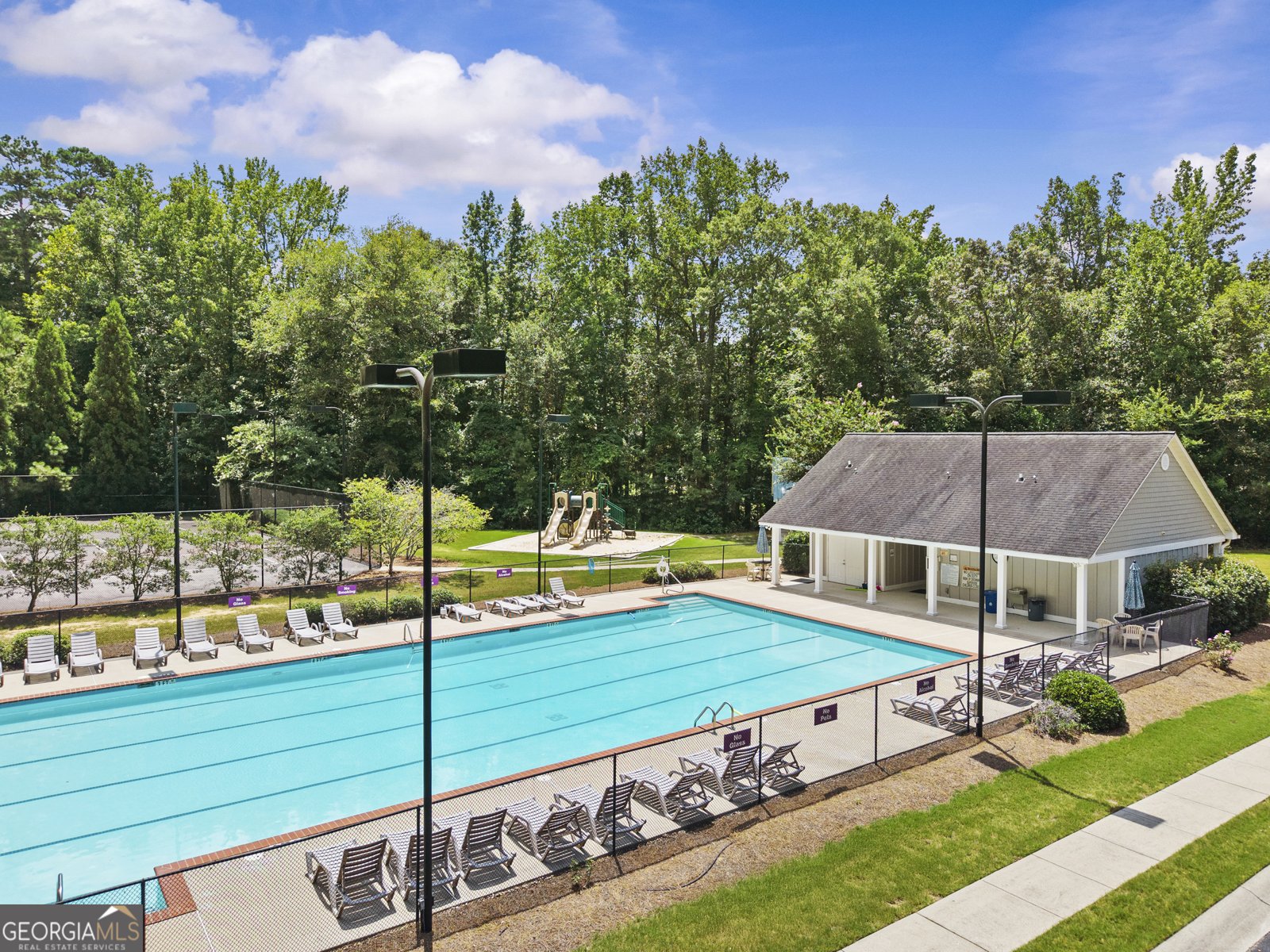 1390 Binghampton Circle Bogart - 3