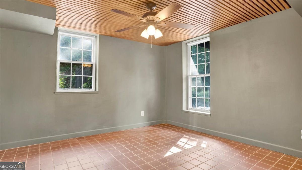 1361 Briarcliff Road Atlanta - 33