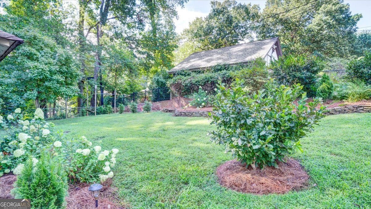 1361 Briarcliff Road Atlanta - 34