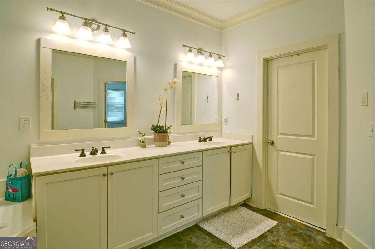 278 MISSION OAK Drive Grayson - 11