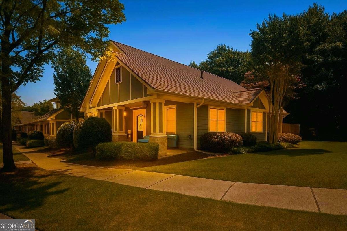 278 MISSION OAK Drive Grayson - 28