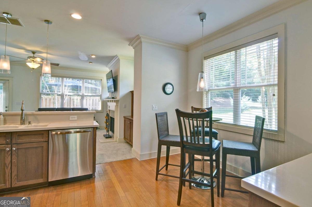 278 MISSION OAK Drive Grayson - 4