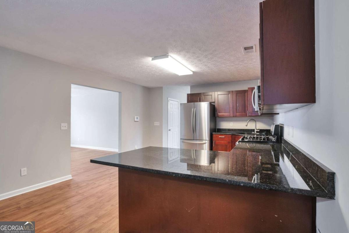 3945 Compton Pointe Ellenwood - 13
