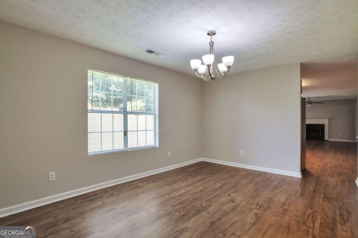 3945 Compton Pointe Ellenwood - 20