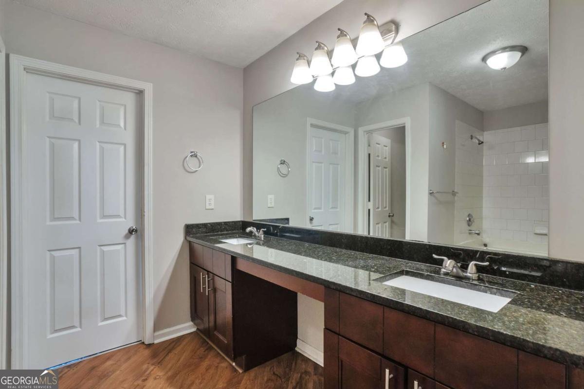 3945 Compton Pointe Ellenwood - 25