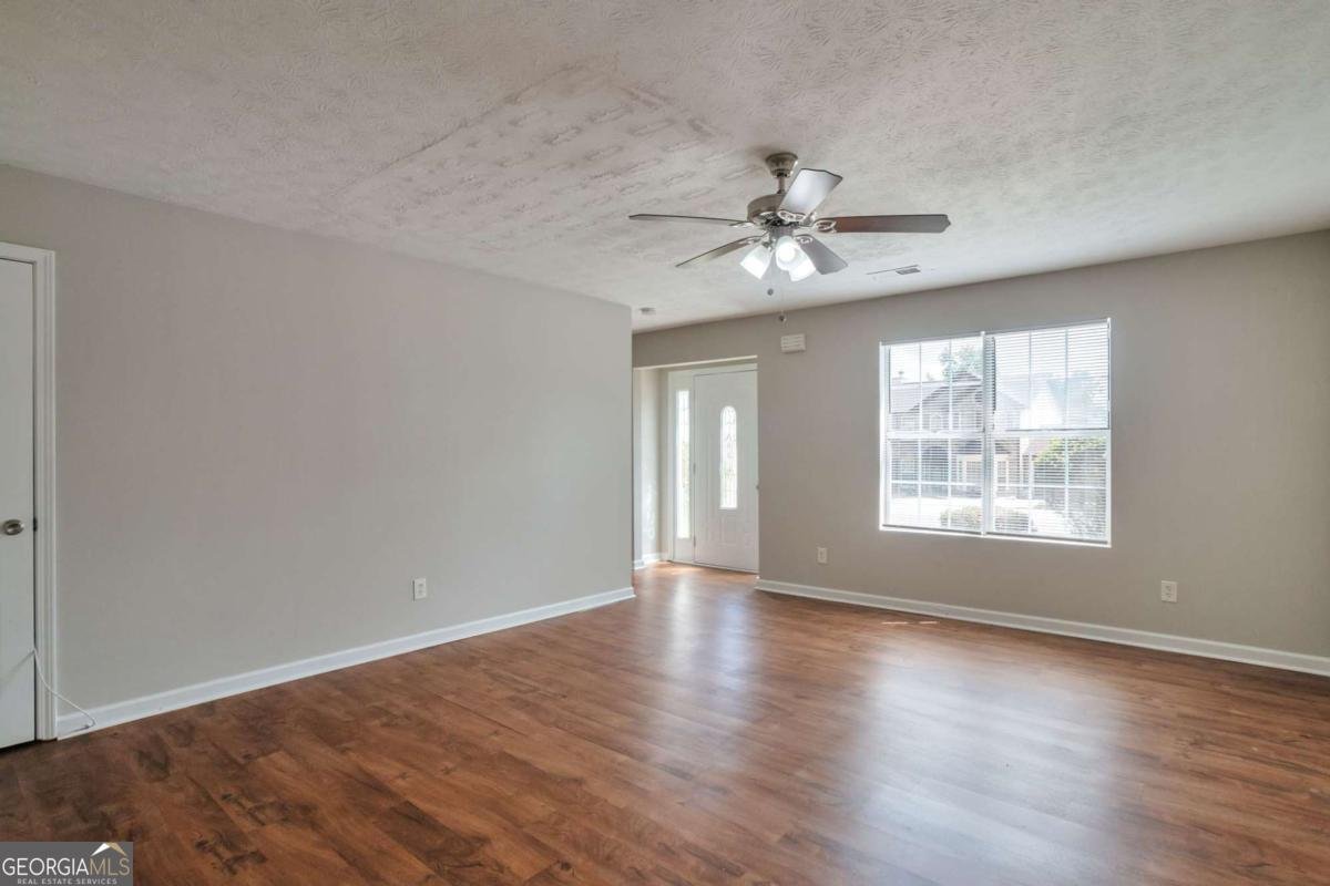 3945 Compton Pointe Ellenwood - 9