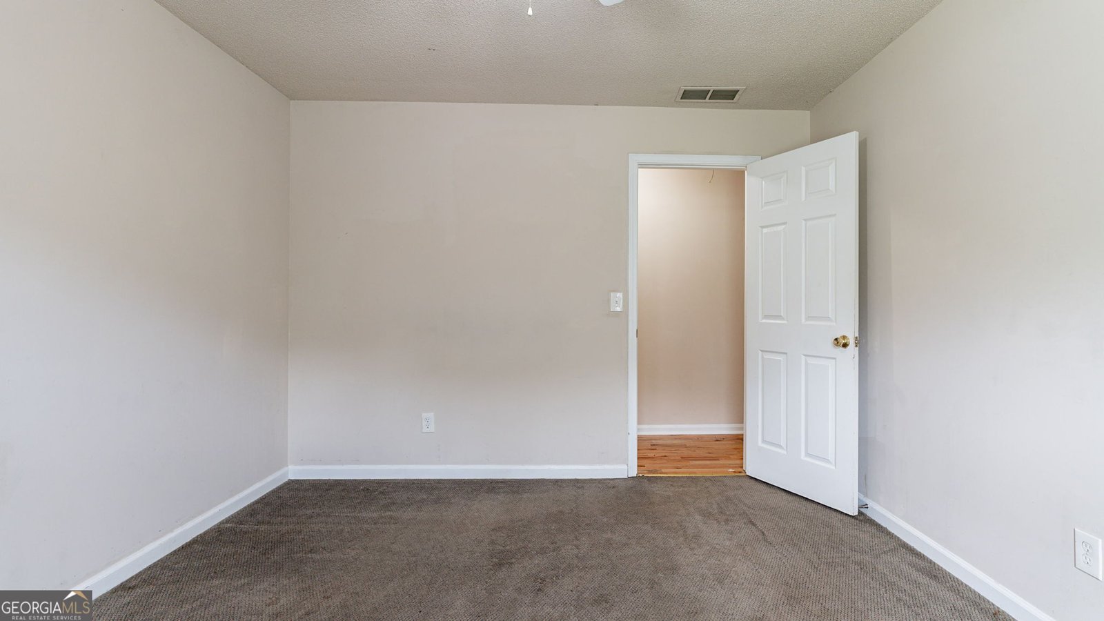 1015 Kennesaw Springs Drive Kennesaw - 19