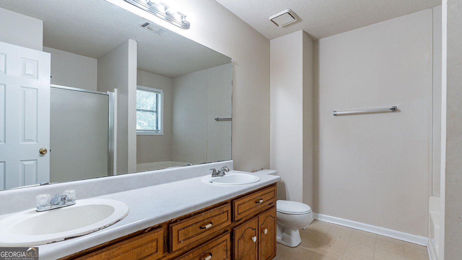 1015 Kennesaw Springs Drive Kennesaw - 25