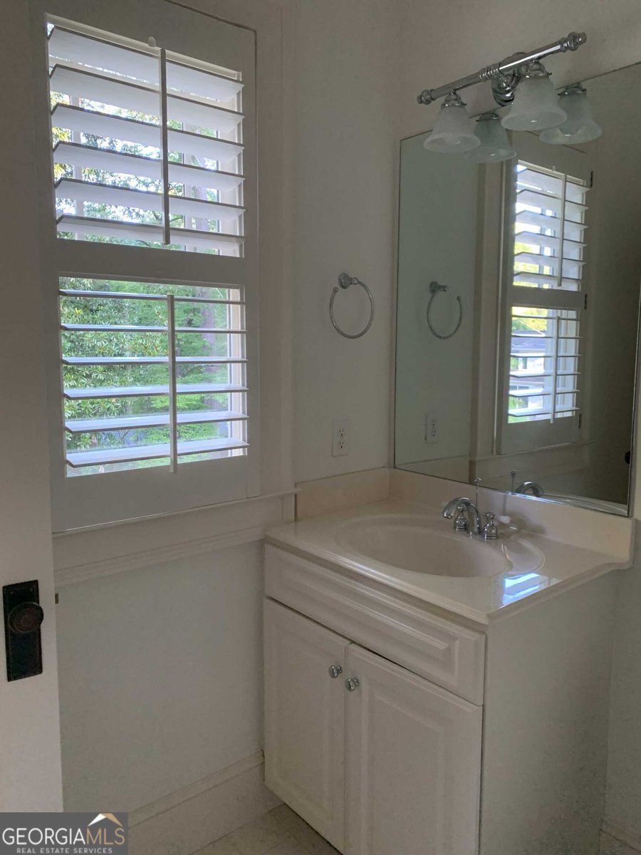 158 Wesley Road Atlanta - 26