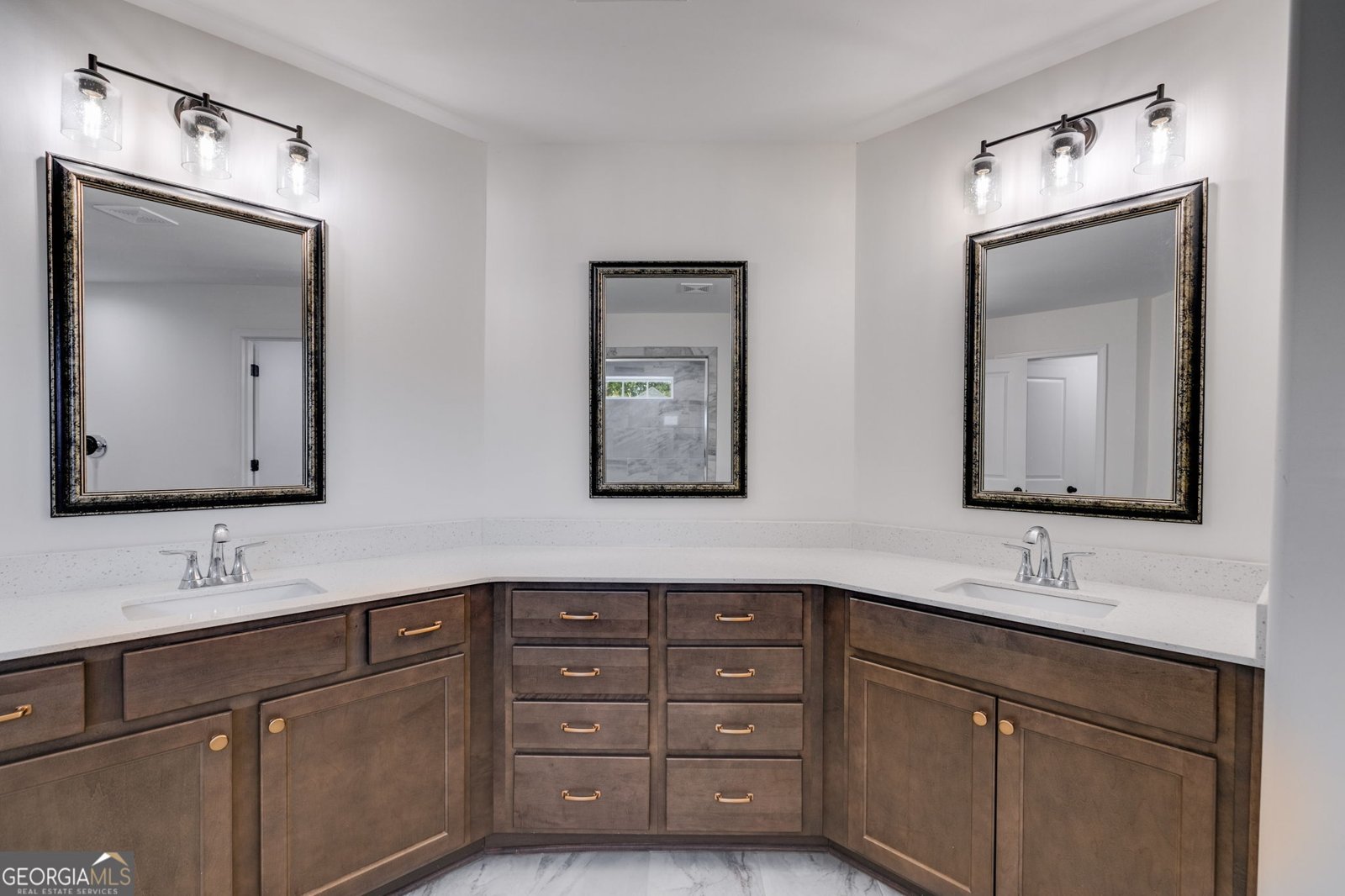 214 Davis Road Lagrange - 33