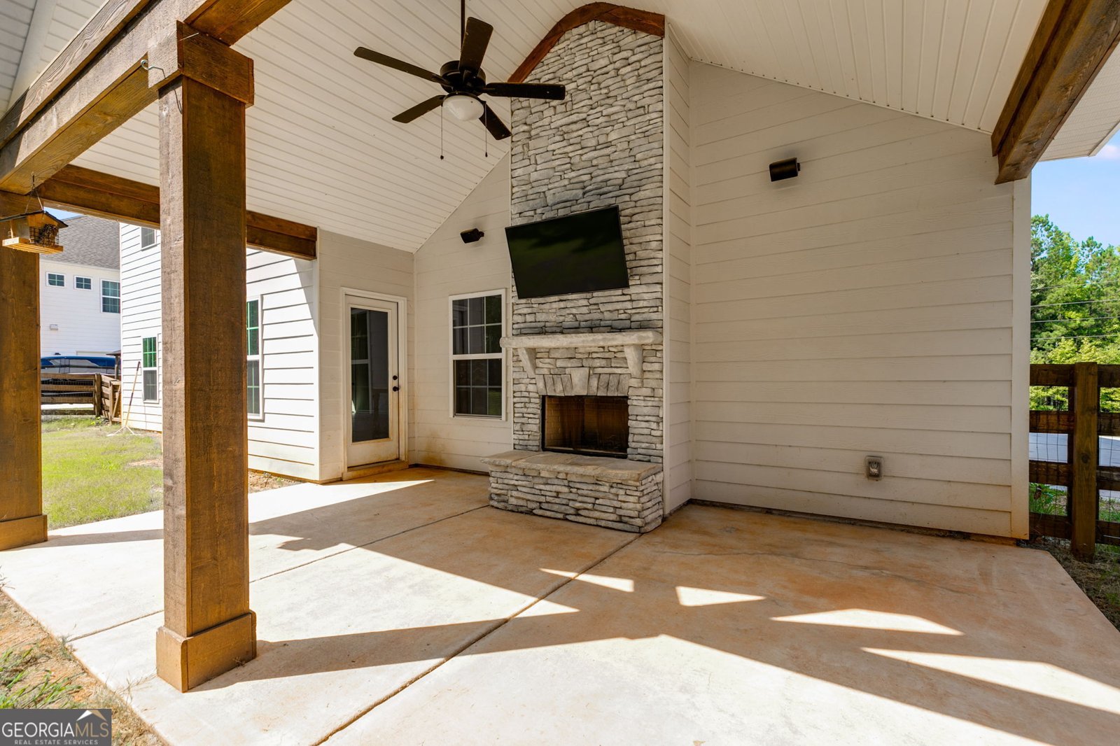 214 Davis Road Lagrange - 40