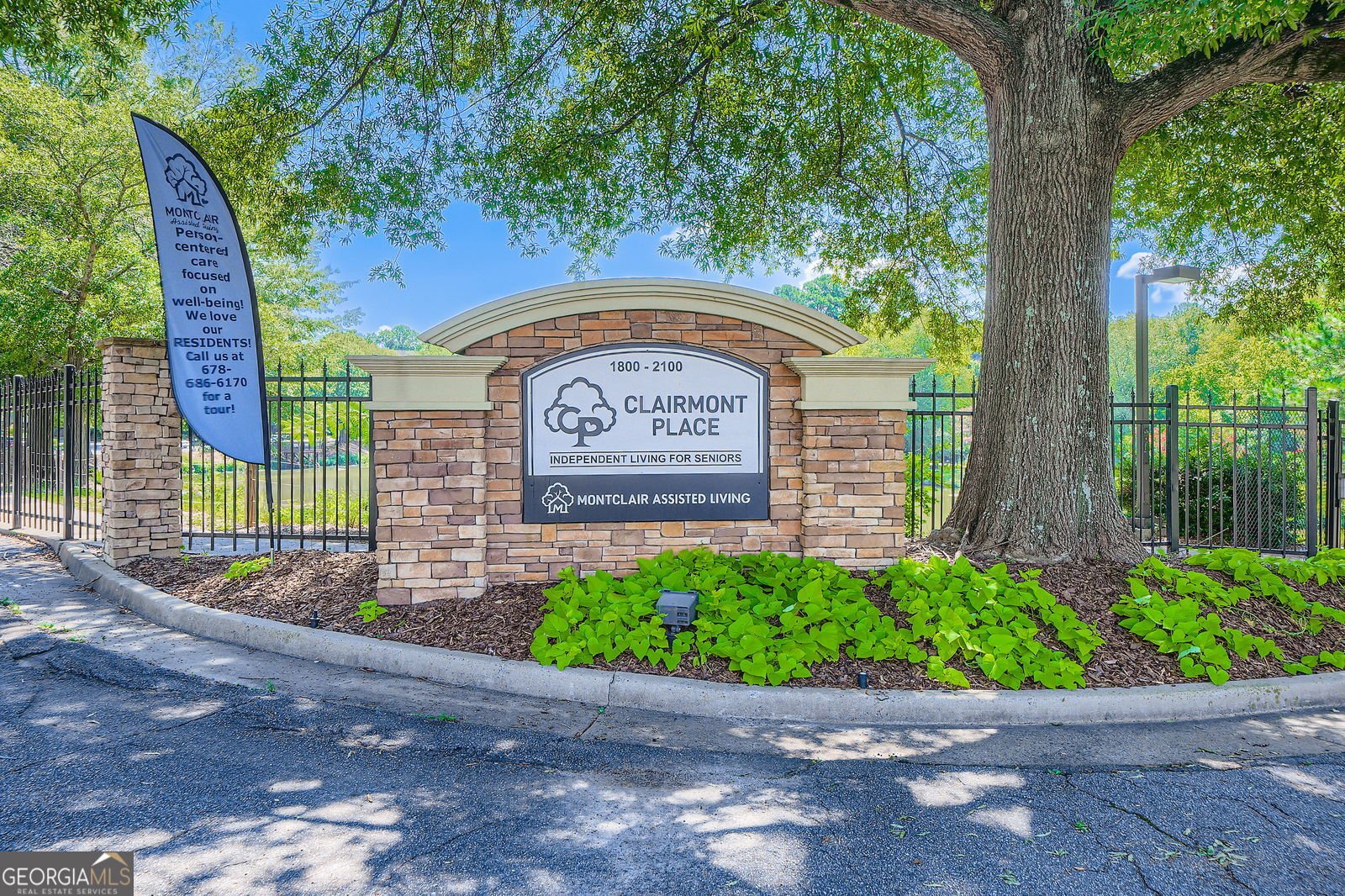 1800 Clairmont Lake Decatur - 2