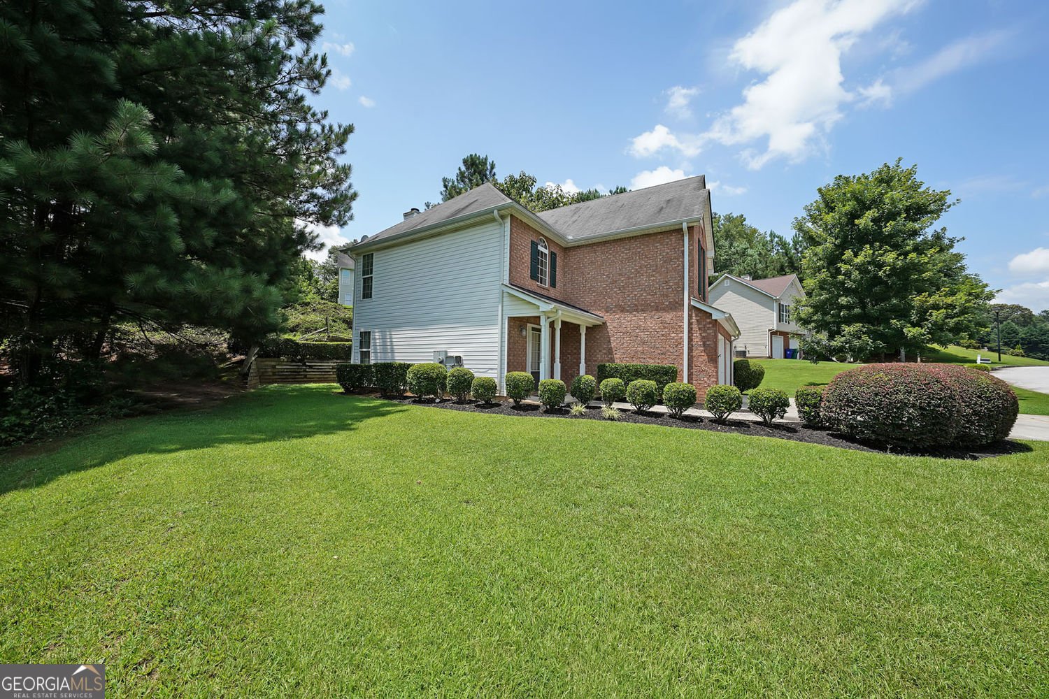 1221 Oak Knoll Court Lithonia - 3