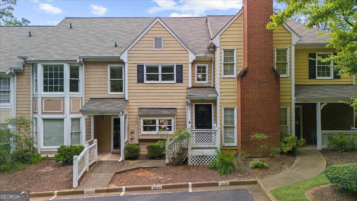 5045 Avalon Drive Alpharetta - 1