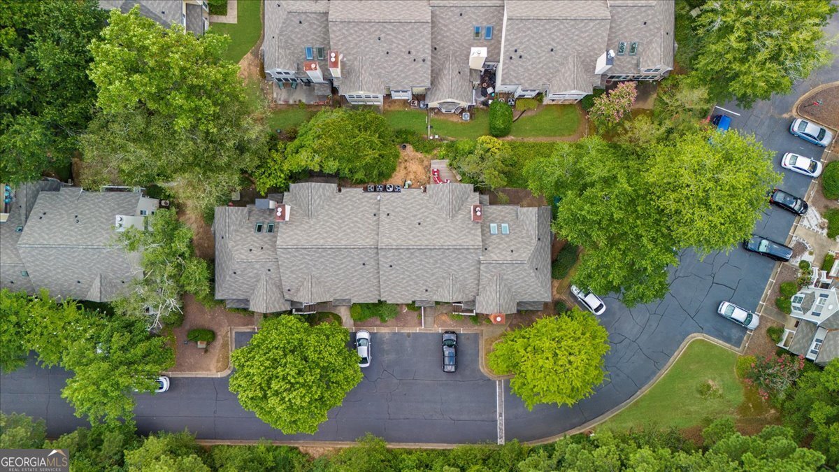 5045 Avalon Drive Alpharetta - 27