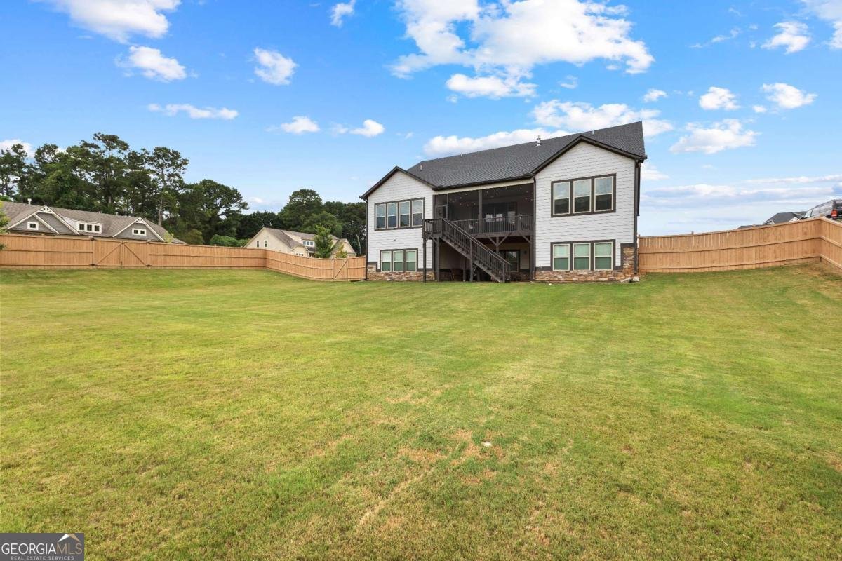 100 Amberton Lane Fayetteville - 14