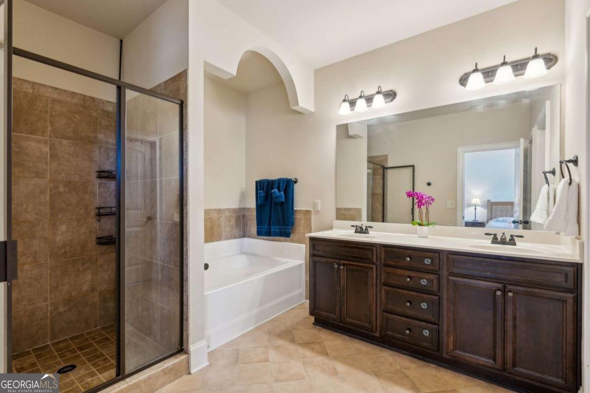 2020 Jardin Court Alpharetta - 16