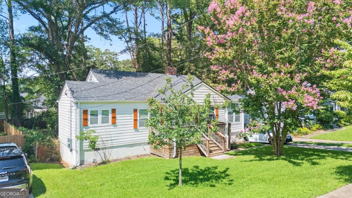1285 Avon Avenue Atlanta - 22