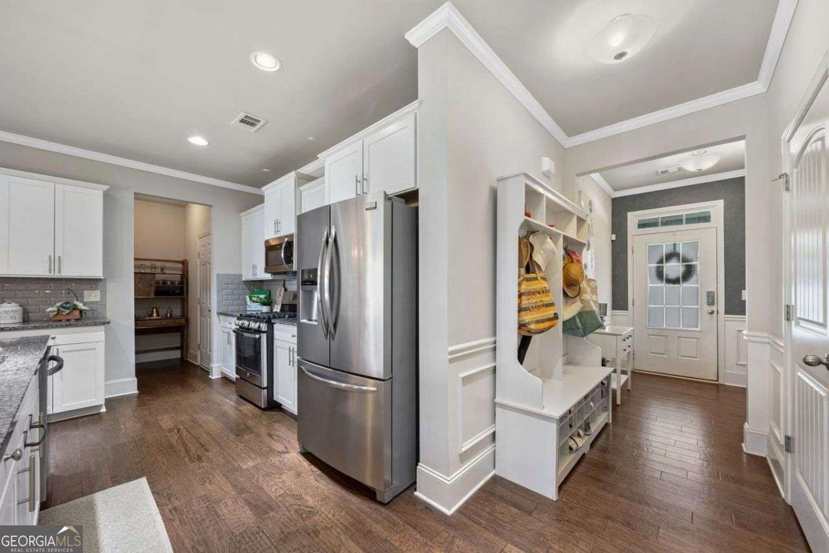 6623 RIVERGREEN Road Flowery Branch - 3