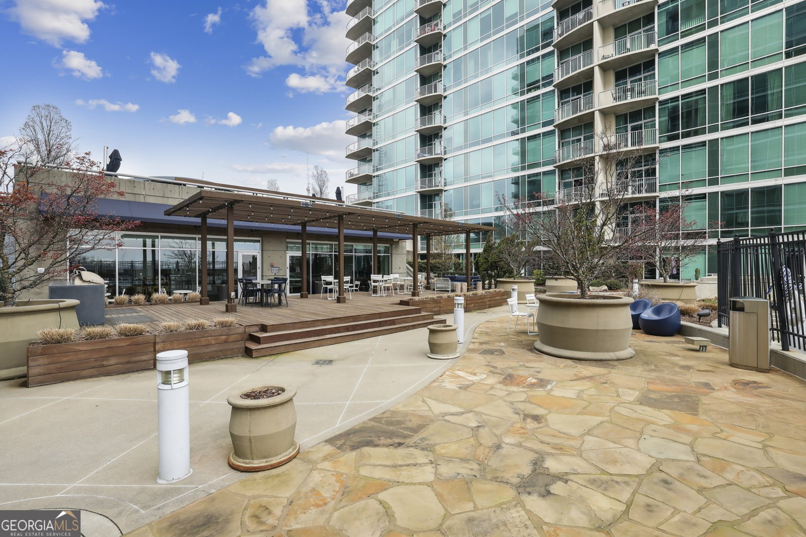 943 Peachtree Street Atlanta - 39