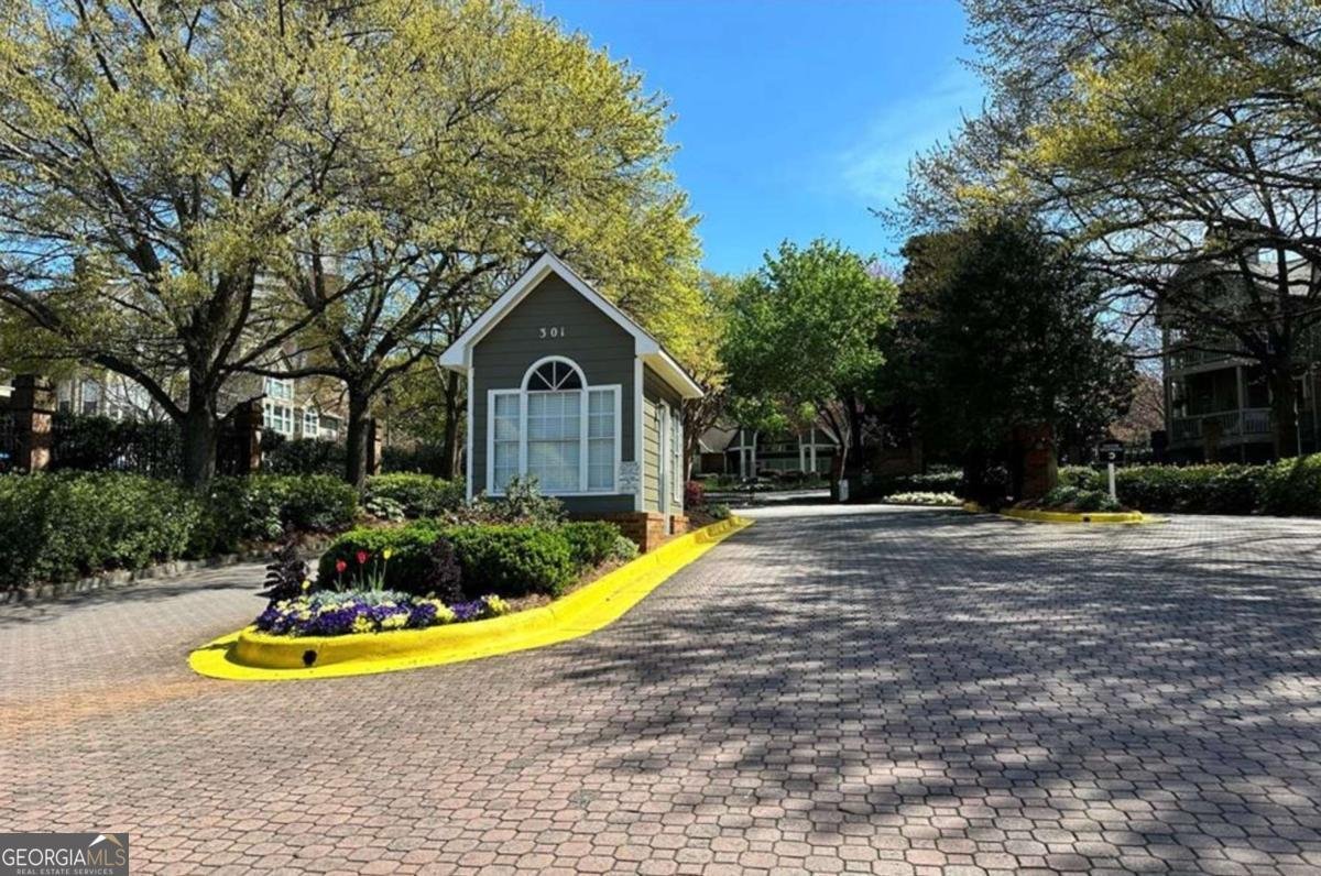 1315 Mcgill Park Avenue Atlanta - 28