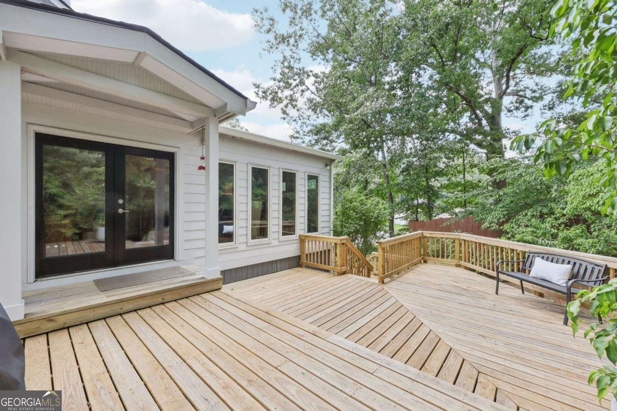 2215 Woodfern Drive Marietta - 2