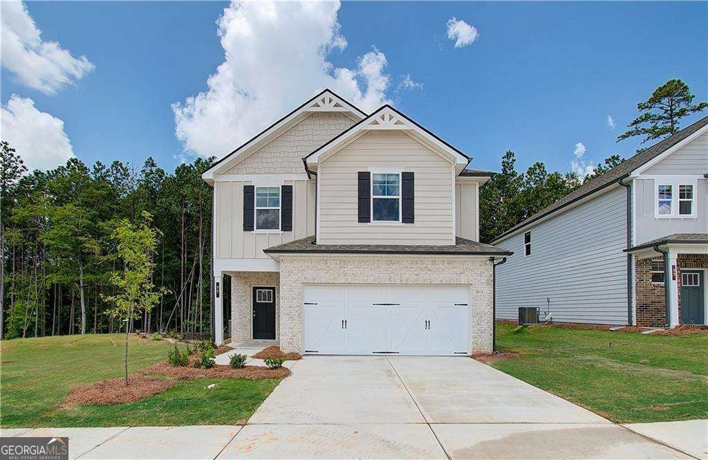 82 Hydrangea Circle Fairburn - 1