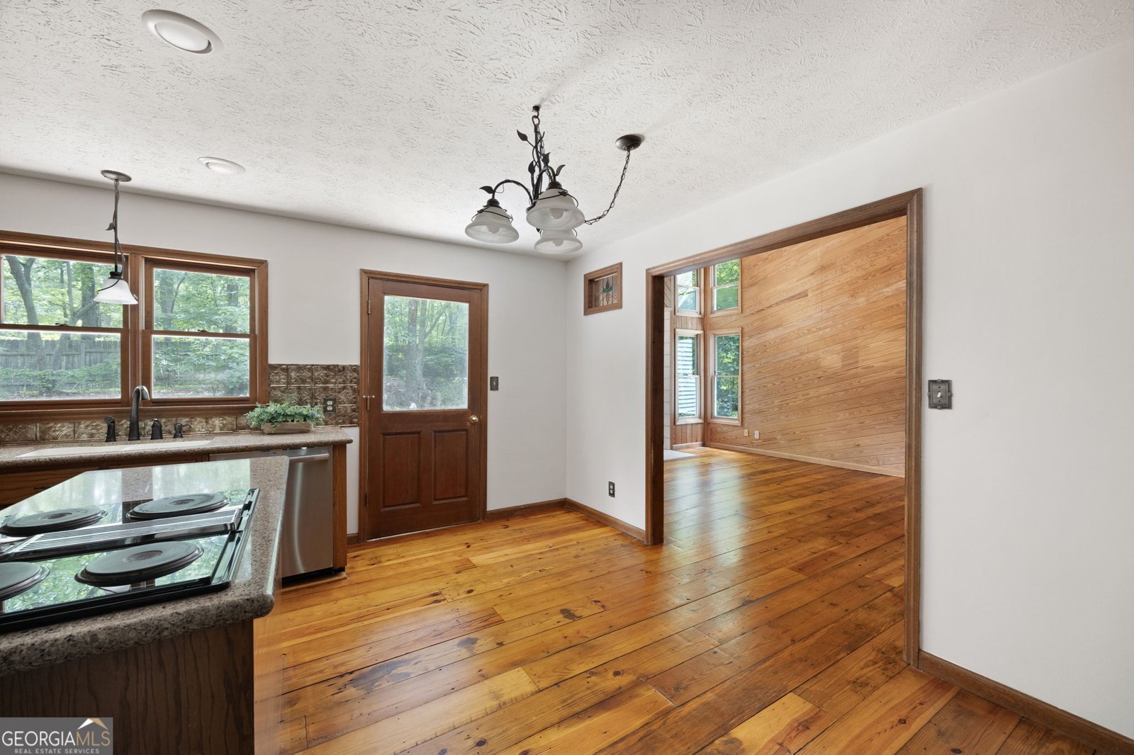 4570 Meadows Road Powder Springs - 18