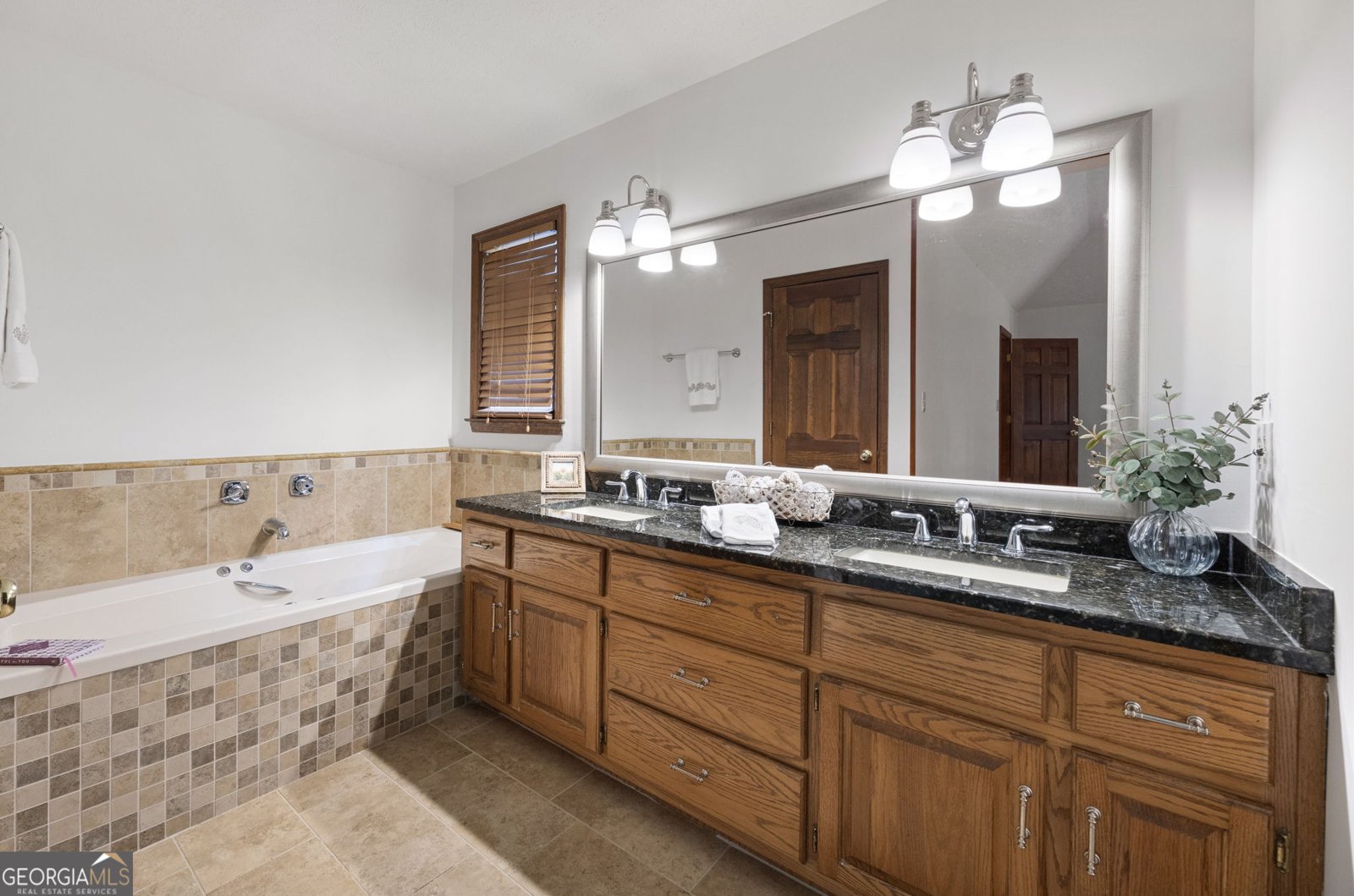 4570 Meadows Road Powder Springs - 28