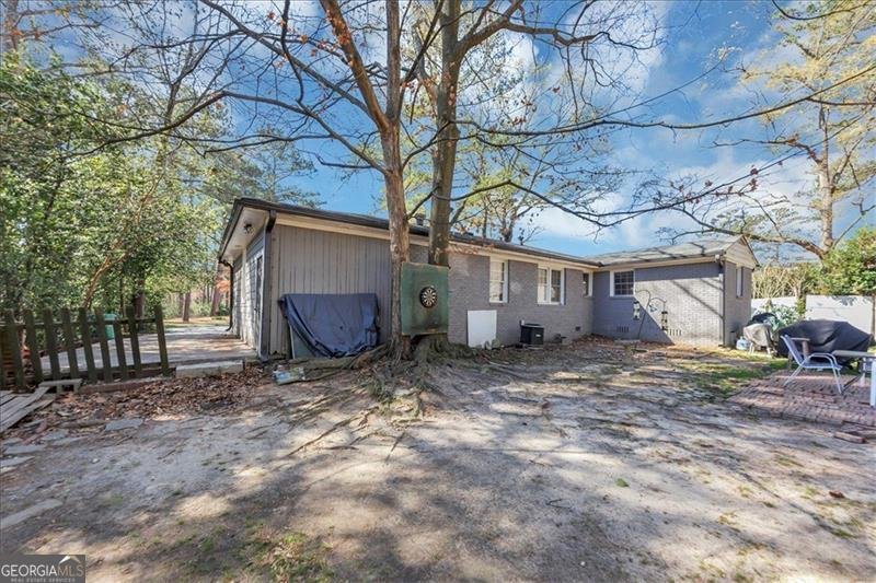 2754 Drew Valley Road Atlanta - 27