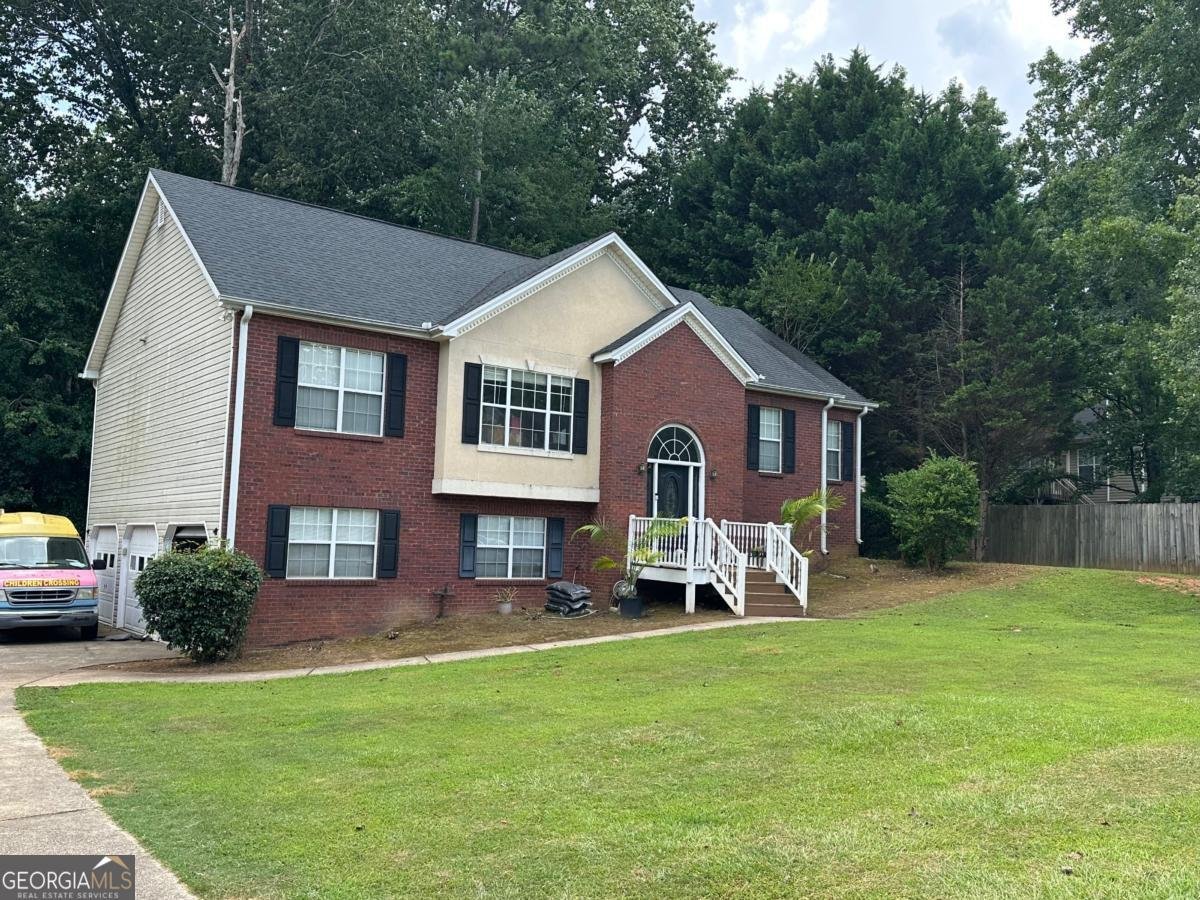 4053 STAGHORN Court Douglasville - 1