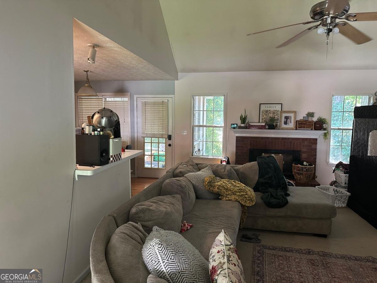 4053 STAGHORN Court Douglasville - 10