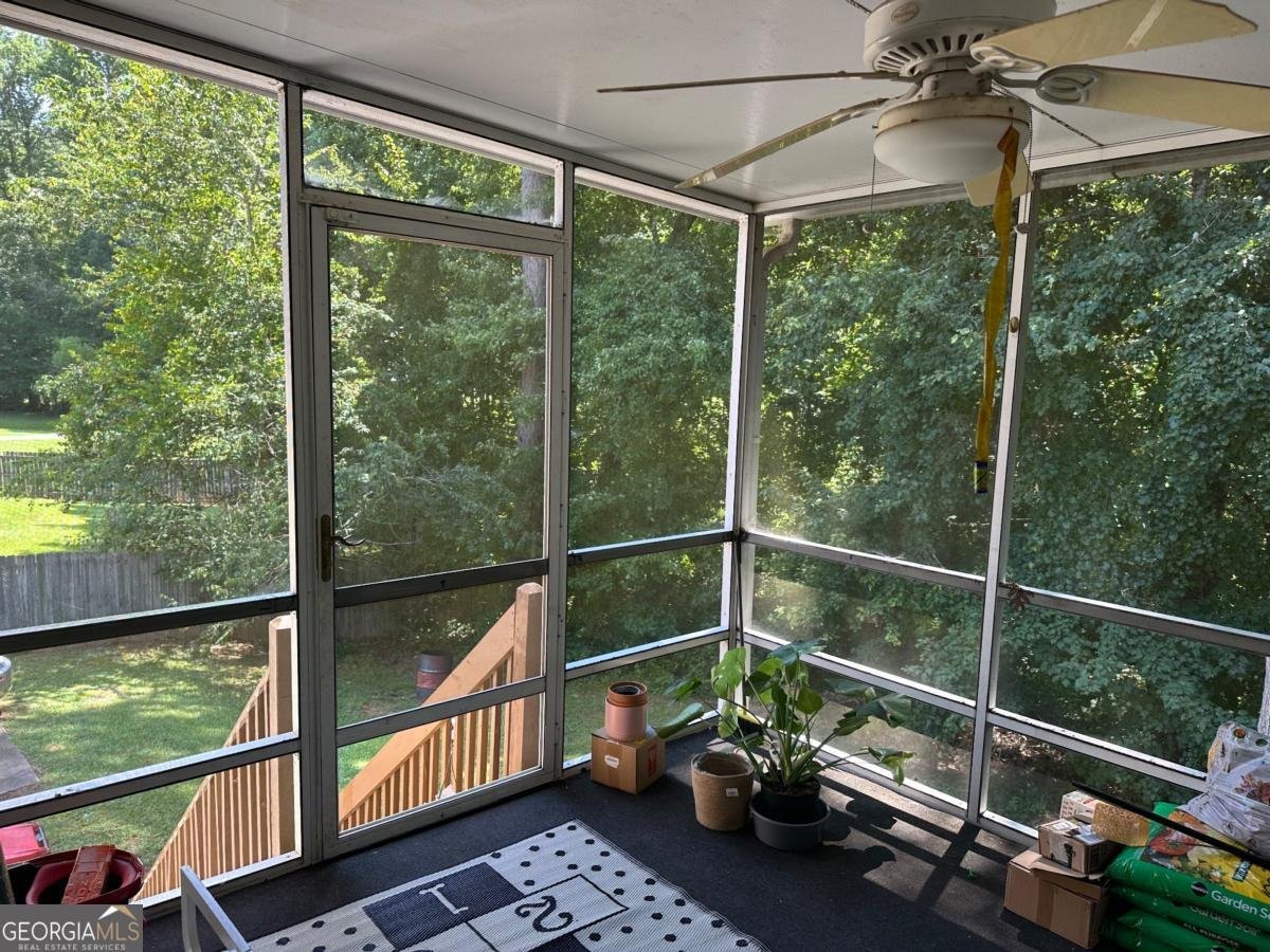 4053 STAGHORN Court Douglasville - 38