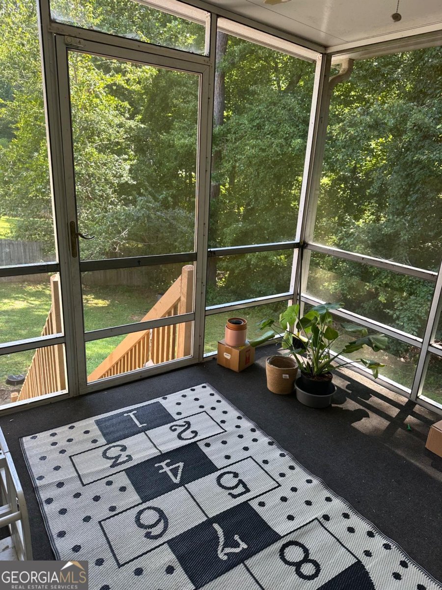 4053 STAGHORN Court Douglasville - 41