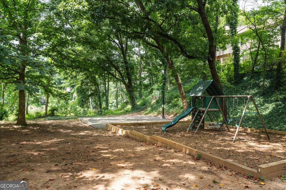 3626 Stonewall Court Atlanta - 29
