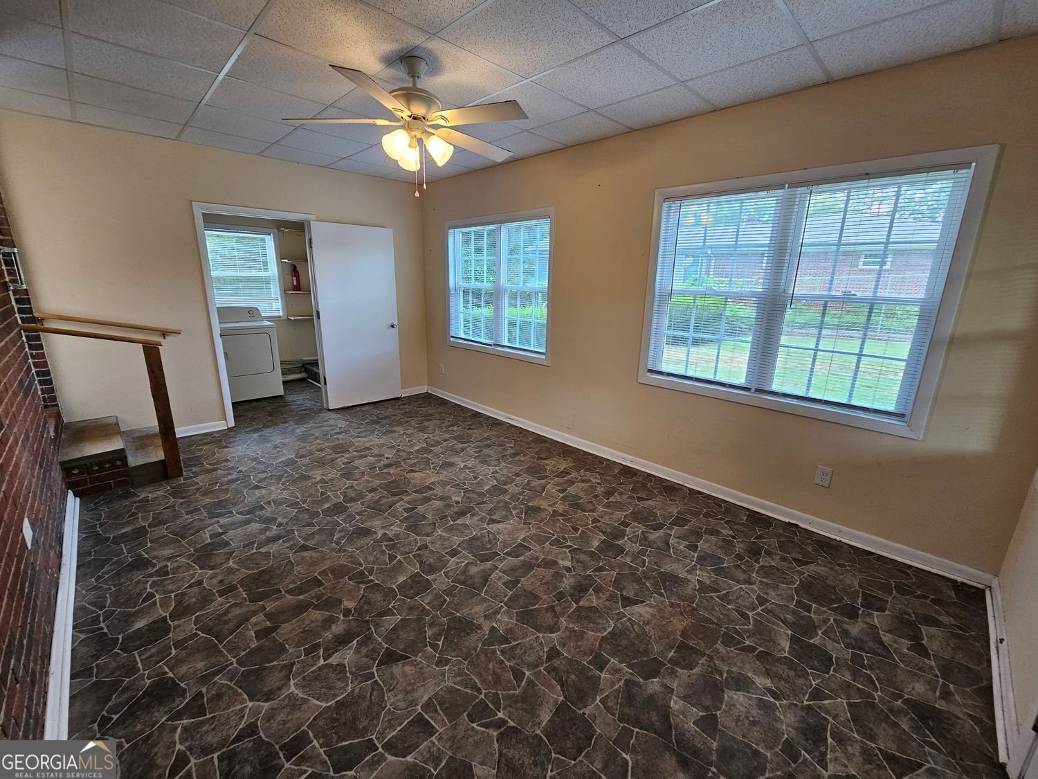 7177 Capps Ferry Road Road Douglasville - 24