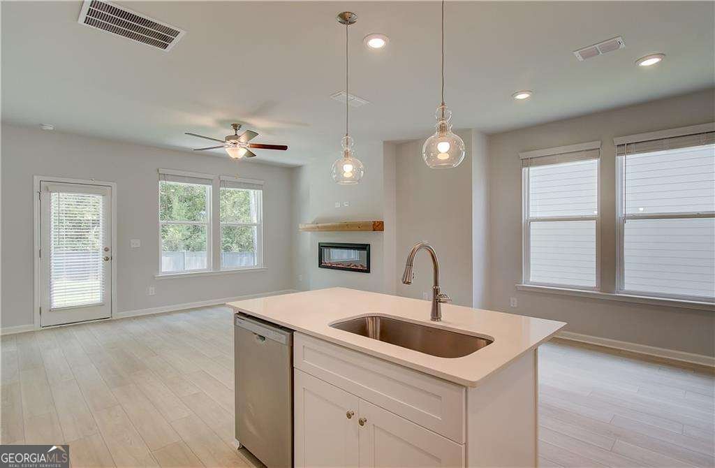 80 Hydrangea Circle Fairburn - 6