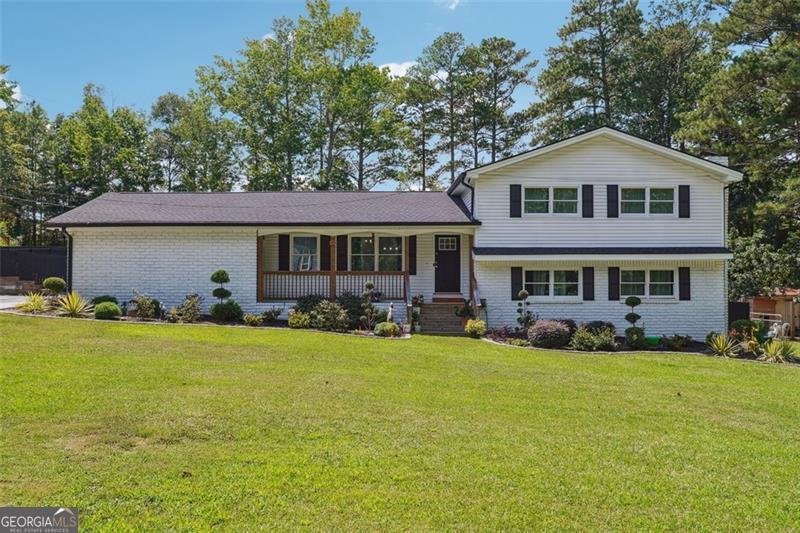 8465 TIMBERLANE Drive Douglasville - 1