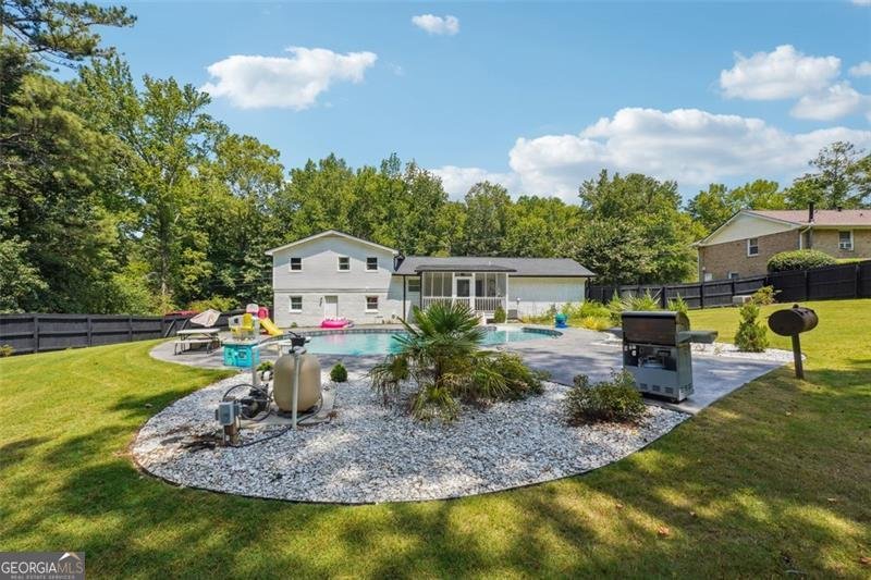 8465 TIMBERLANE Drive Douglasville - 34