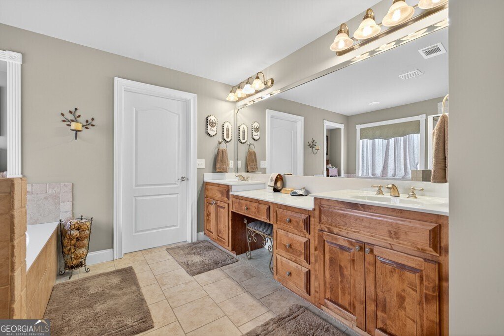 4328 Sandy Branch Drive Buford - 33