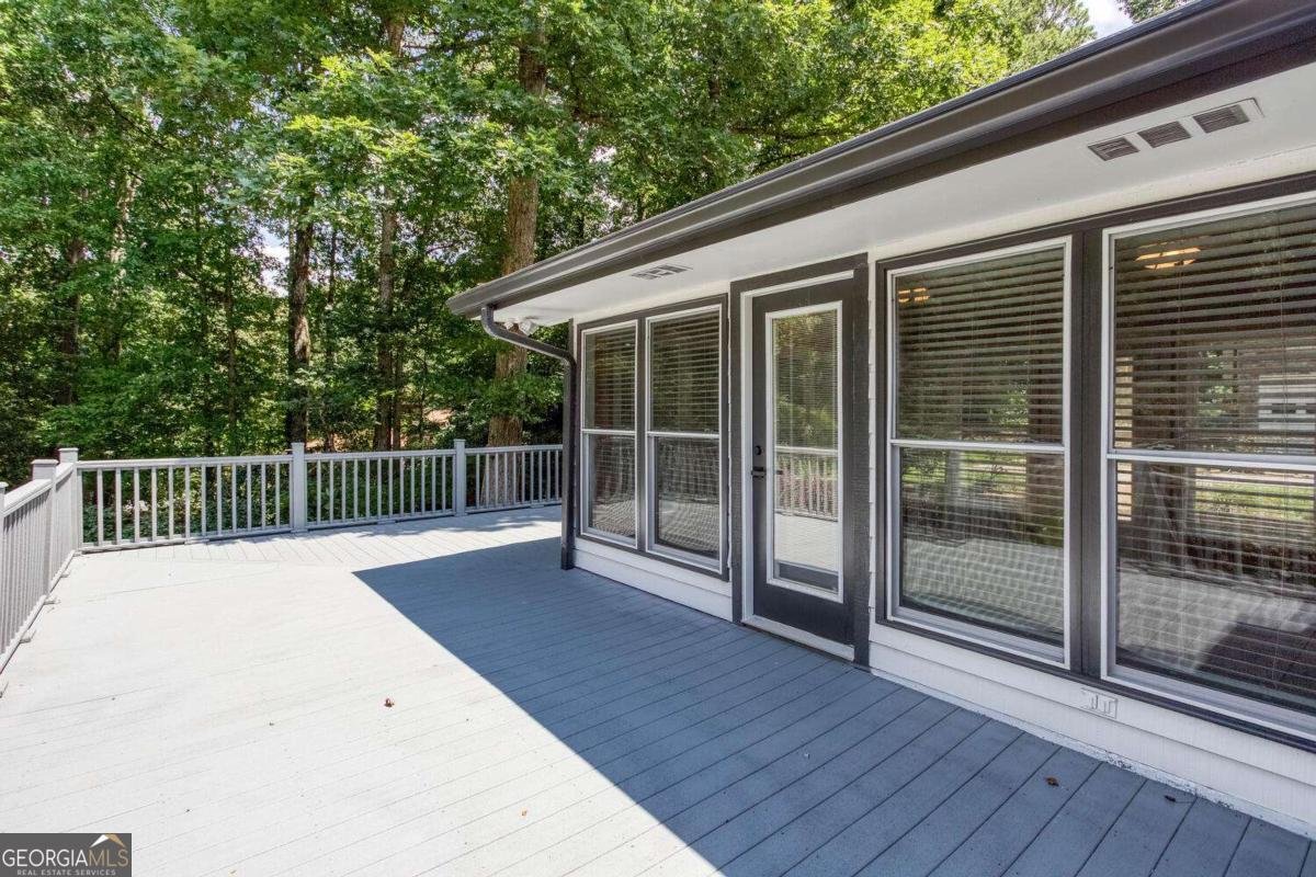 2510 Camelot Circle Marietta - 18