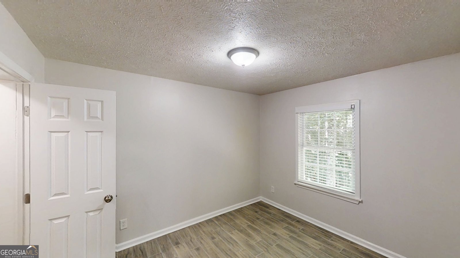 721 The Trace Lithonia - 14