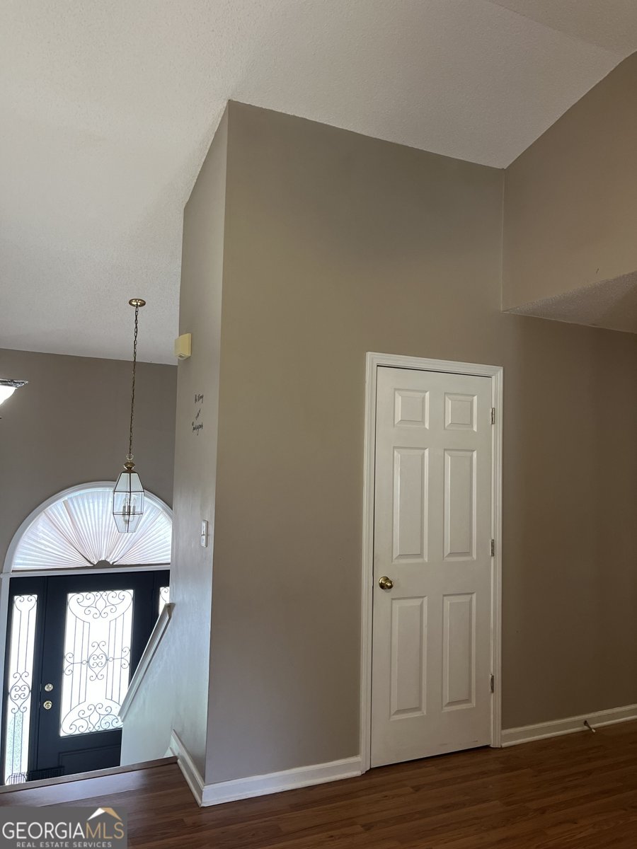1550 BLOSSOM Drive Atlanta - 5