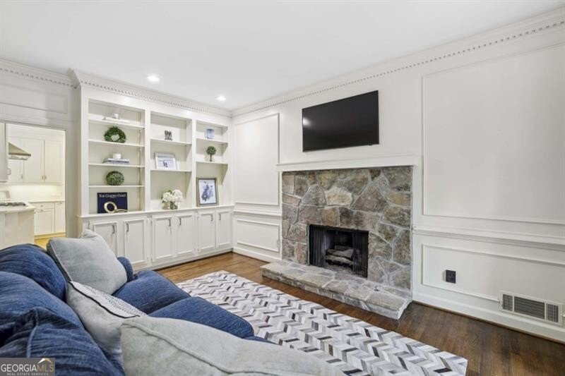 405 Ferry Landing Sandy Springs - 11