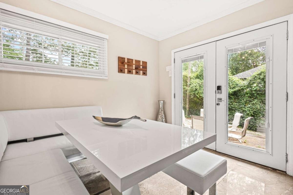 727 Charlotte Place Atlanta - 11