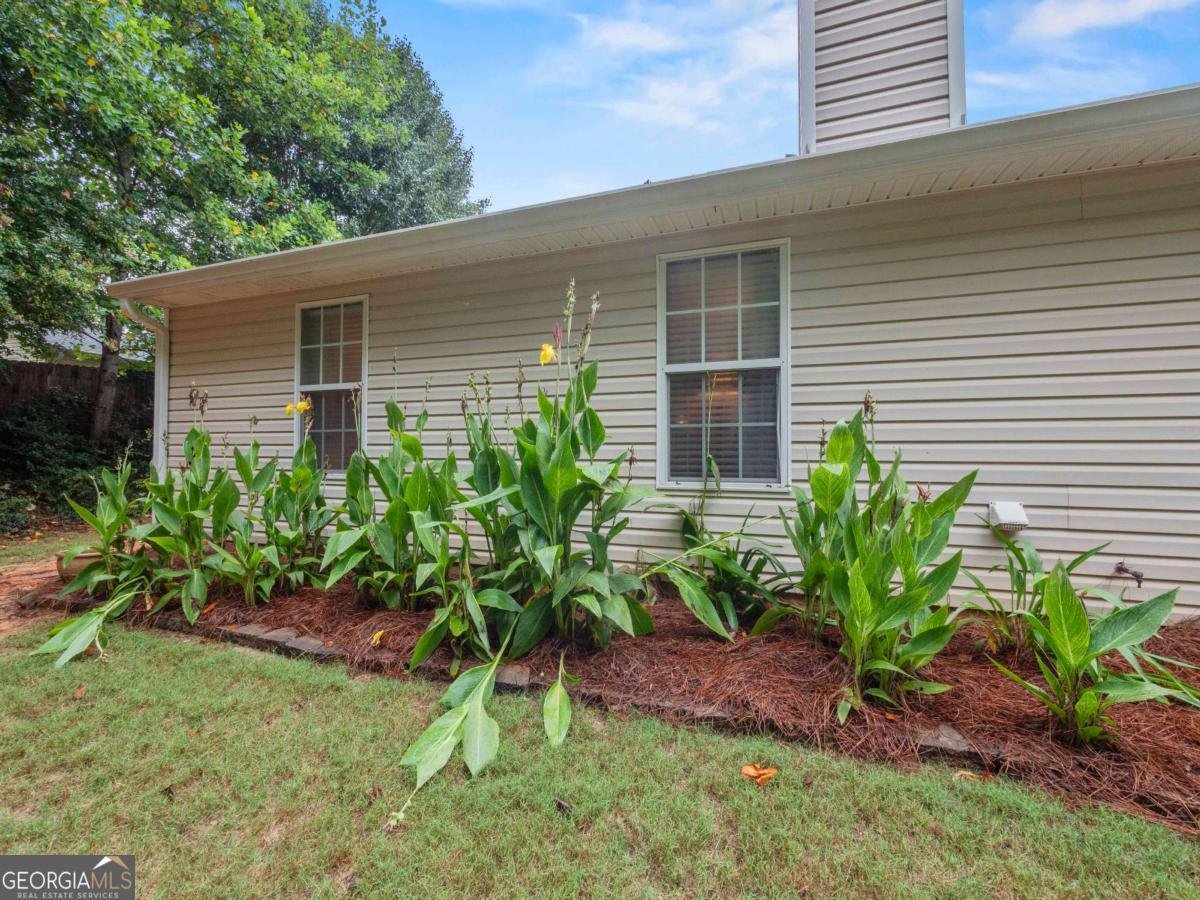 6302 Huntcliff Drive Flowery Branch - 40